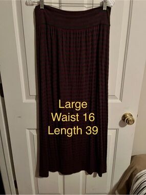 Women’s Striped Burgundy Maxi Skirt - Large